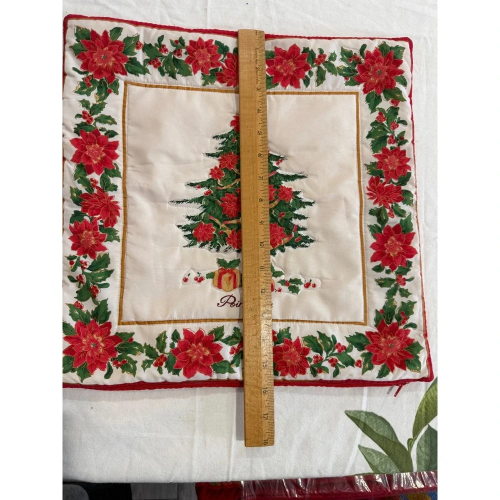 Vintage Christmas Poinsettia Tree Quilted Pillow Cover Red Cream 16x16 Zipper‎